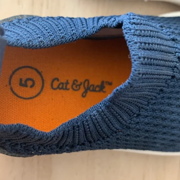 Cat & Jack
Toddler Corey Slip-On Sneakers - Picture 3 of 6